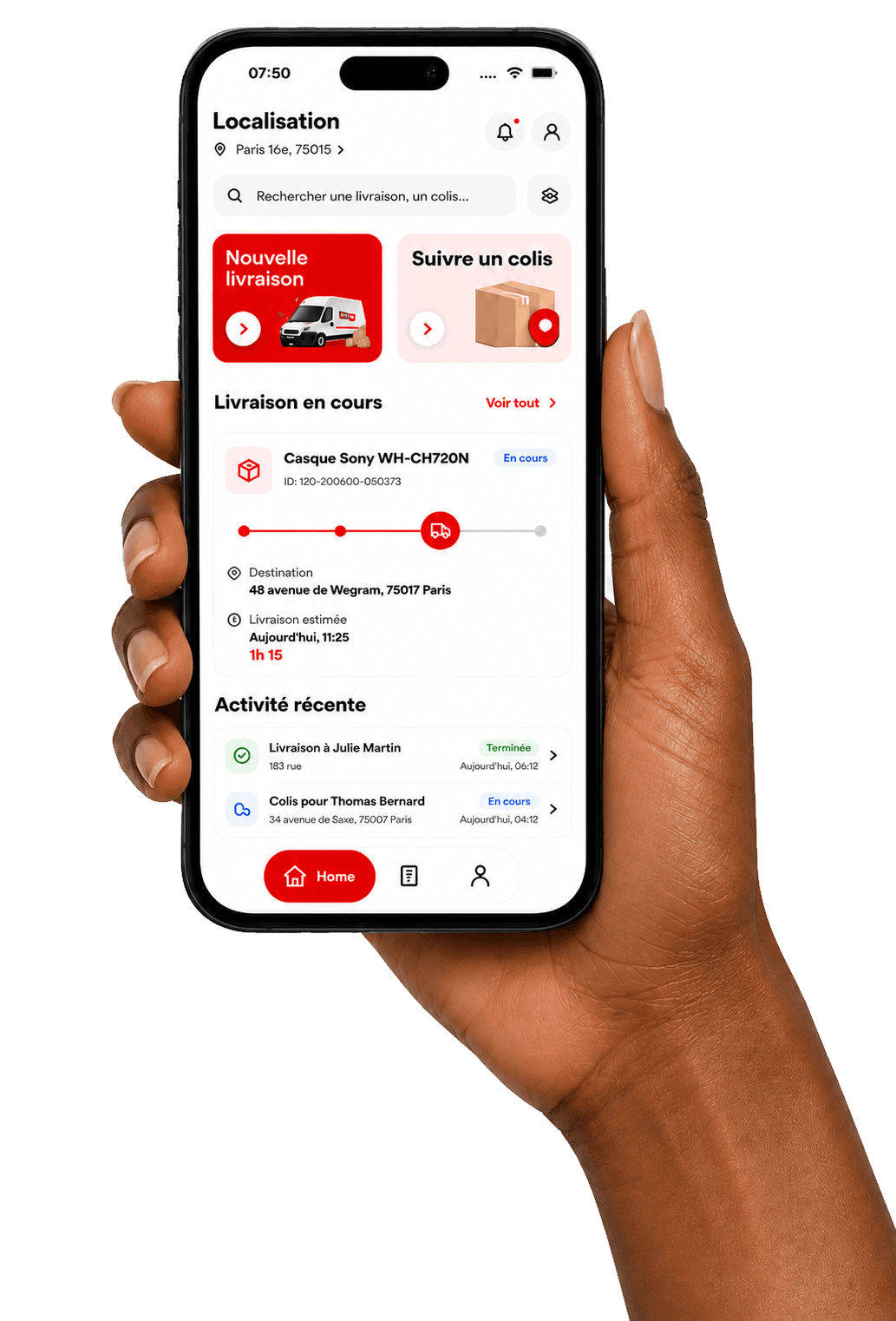 Main féminine tenant un smartphone affichant l'application LizGo
